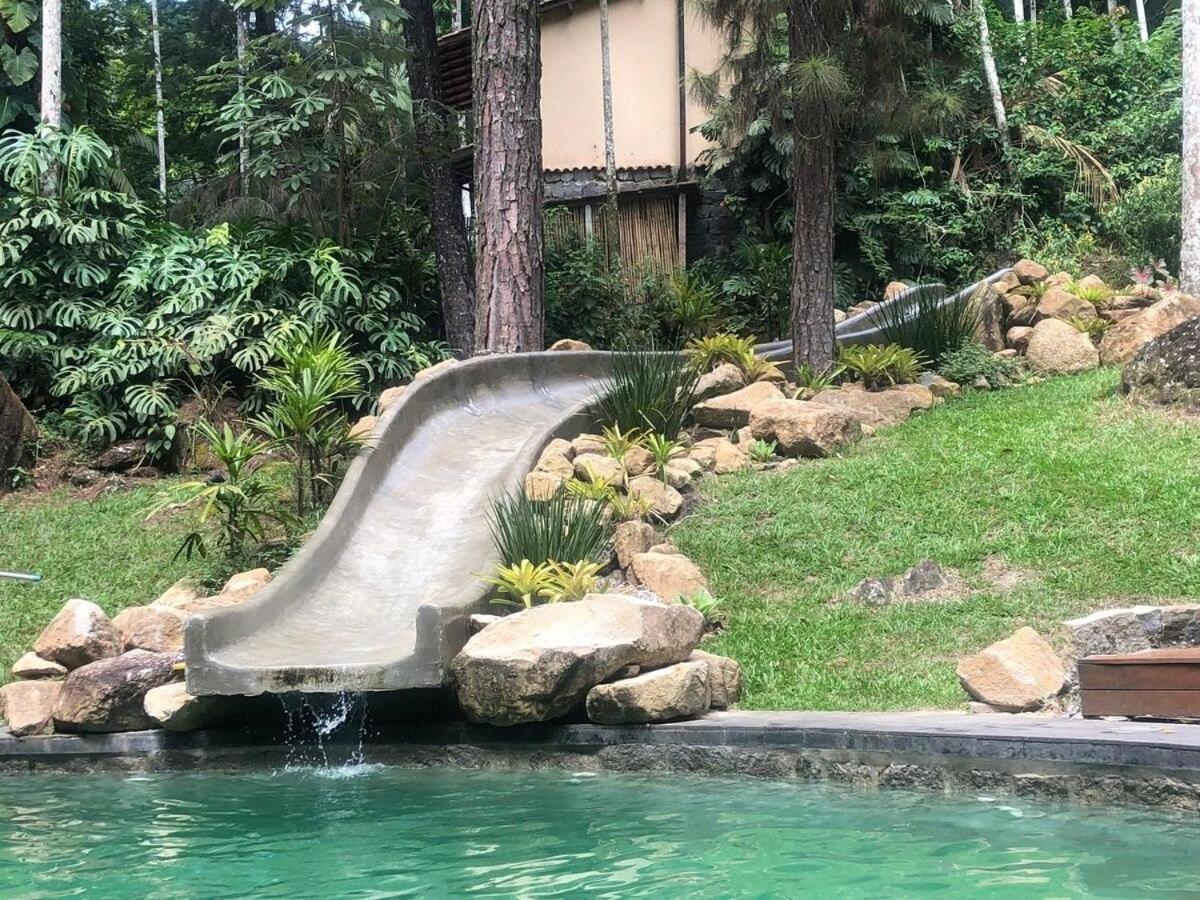 Refúgio romântico em meio à natureza Penedo  Exterior foto