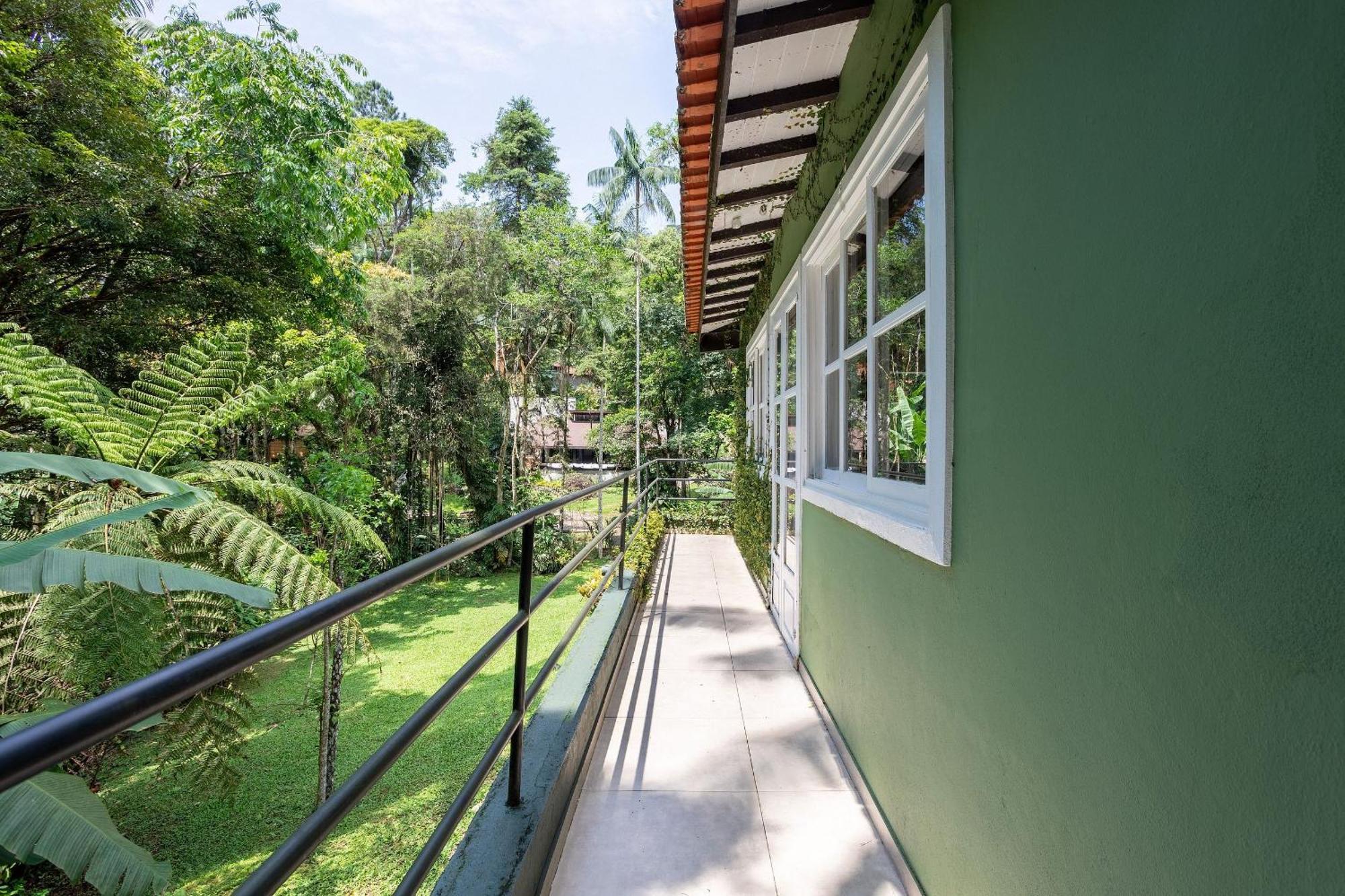 Refúgio romântico em meio à natureza Penedo  Exterior foto